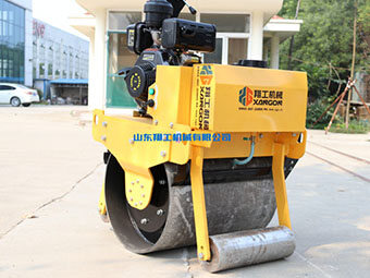 翔工小型壓路機：小身材，大力量