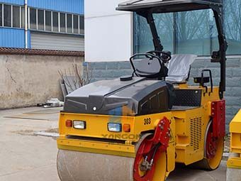 座駕壓路機(jī)實(shí)用性能無人能敵！