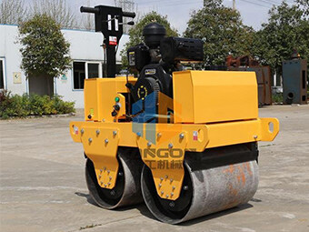 使用小型壓路機(jī)碾壓路基有哪些要求呢？