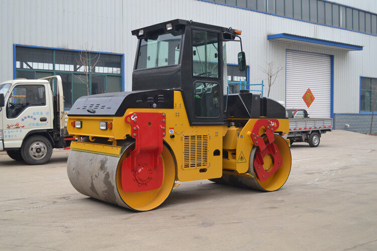 3噸以上小型壓土機(jī)機(jī)械性能包括哪些？