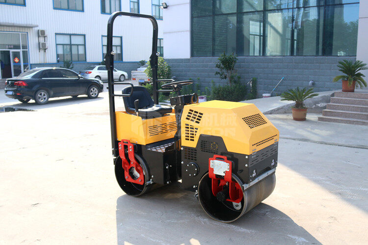 不容錯(cuò)過(guò)的技術(shù)干貨——小型壓路機(jī)平安?？考记? title=