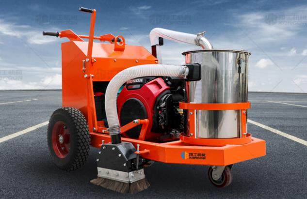 修補(bǔ)路面，馬路三件套少不了