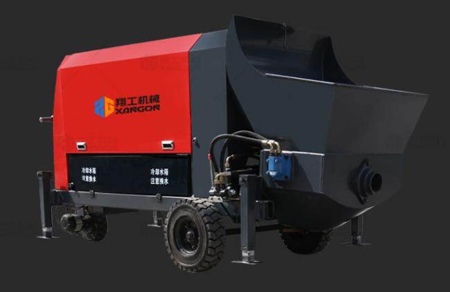 混凝土輸送泵雙控操作模式，靈活使用